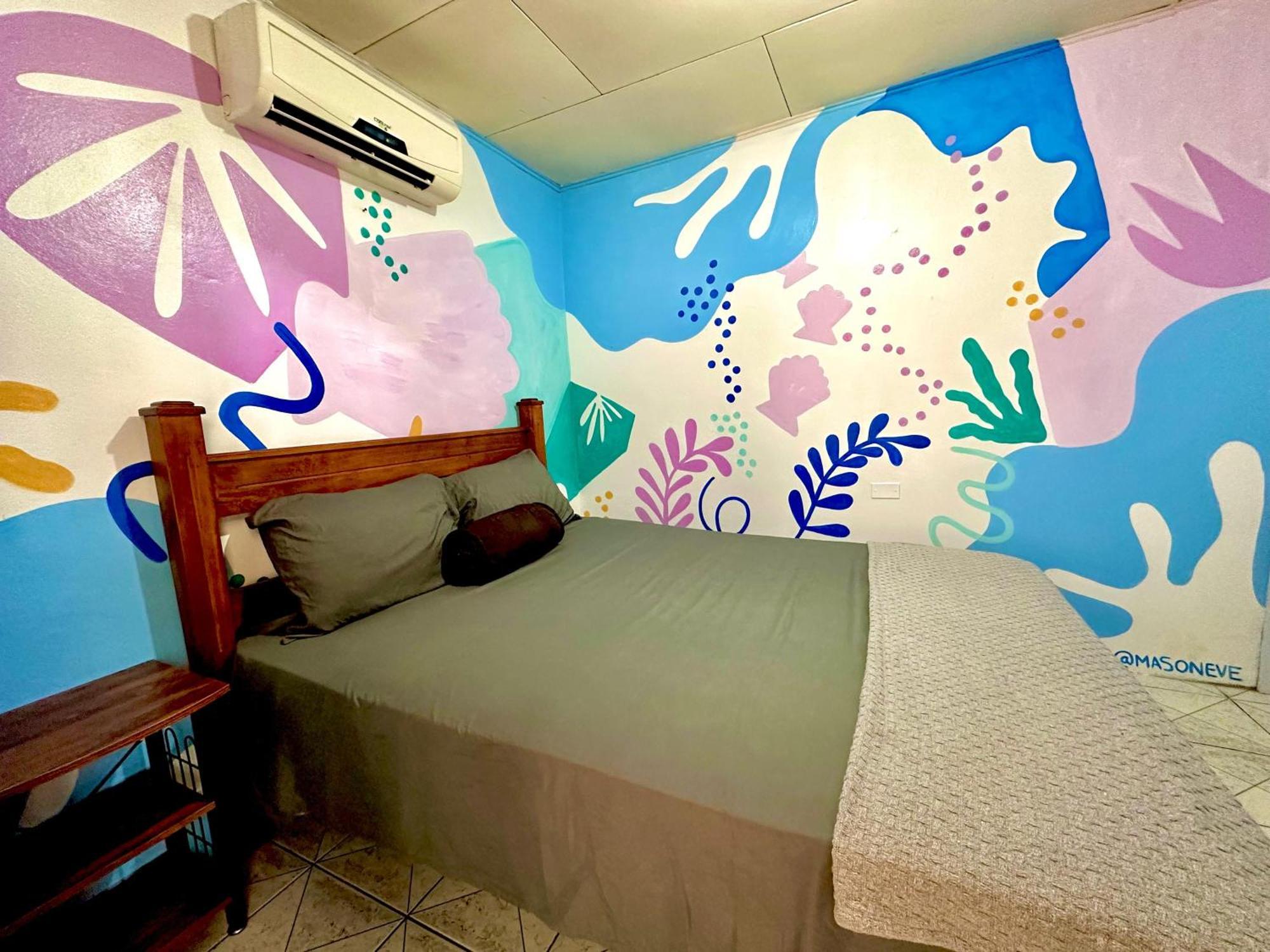 Shipwrecked Hostel Uvita Eksteriør billede