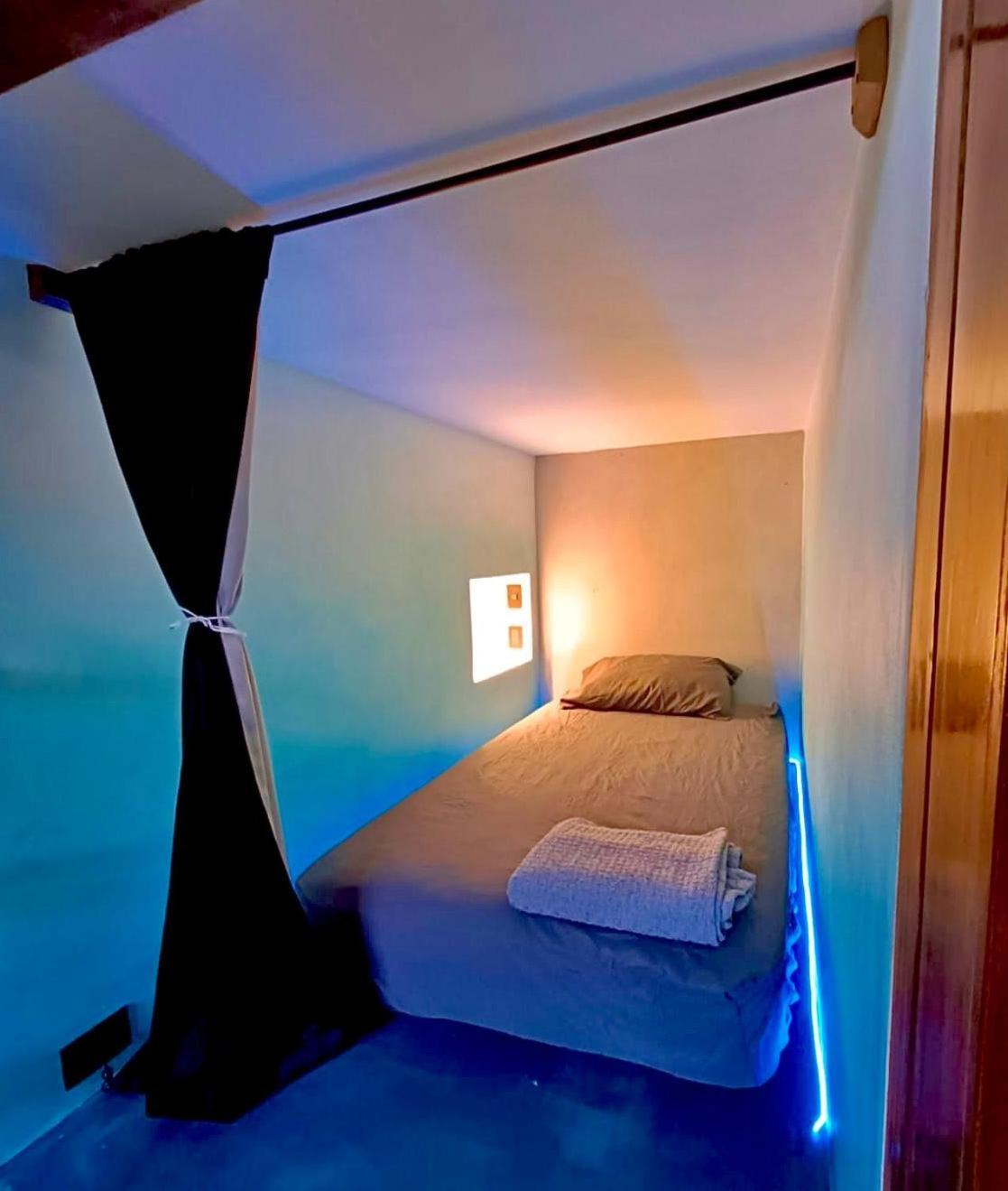Shipwrecked Hostel Uvita Eksteriør billede